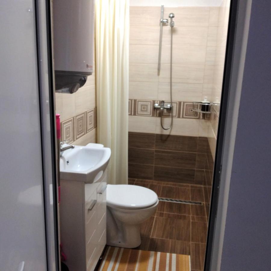 ספרבה בניה Vibo Guesthouse מראה חיצוני תמונה