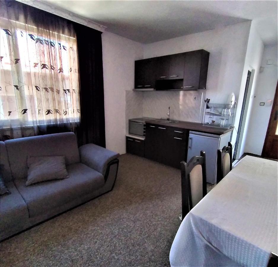 ספרבה בניה Vibo Guesthouse מראה חיצוני תמונה