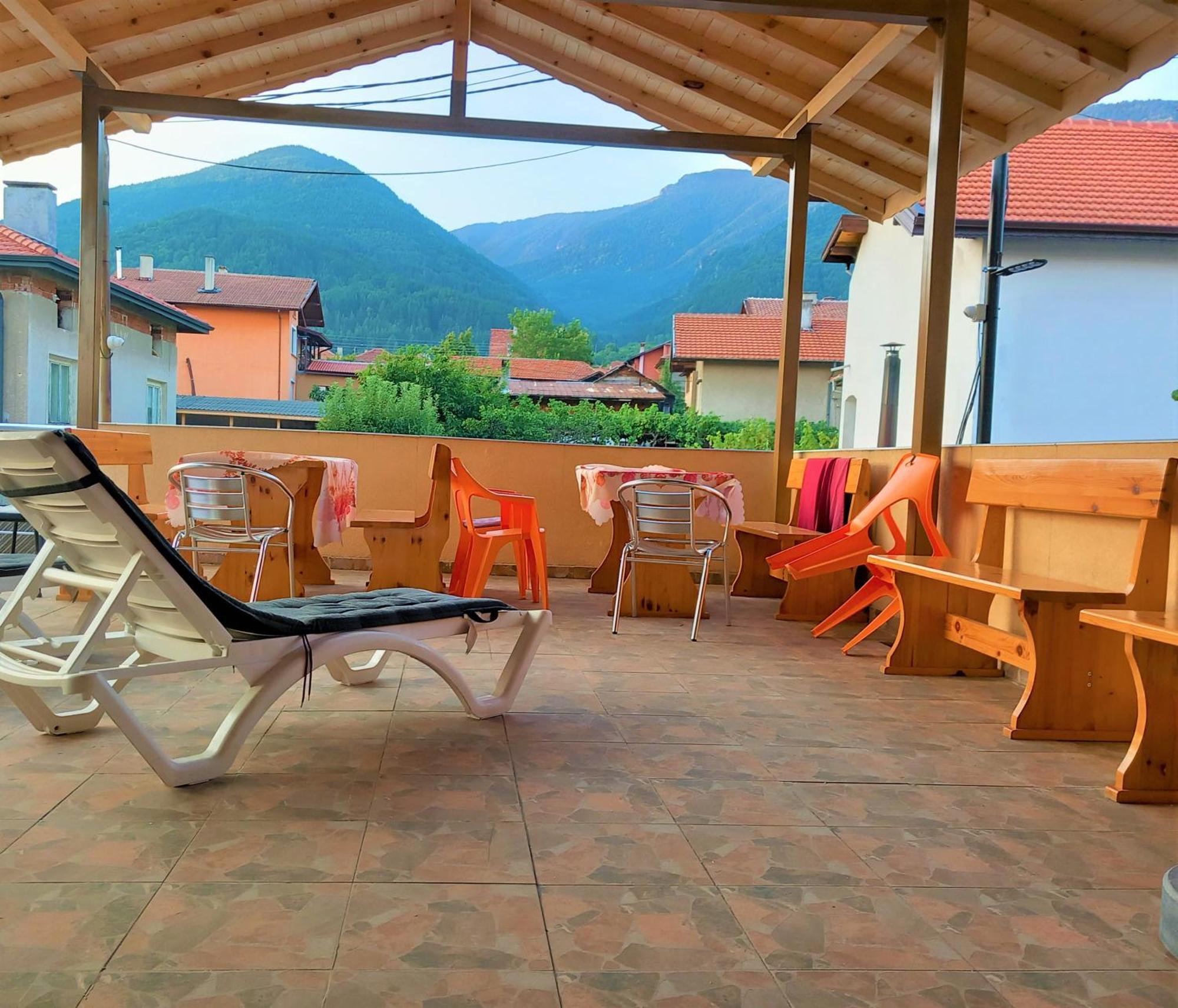 ספרבה בניה Vibo Guesthouse מראה חיצוני תמונה