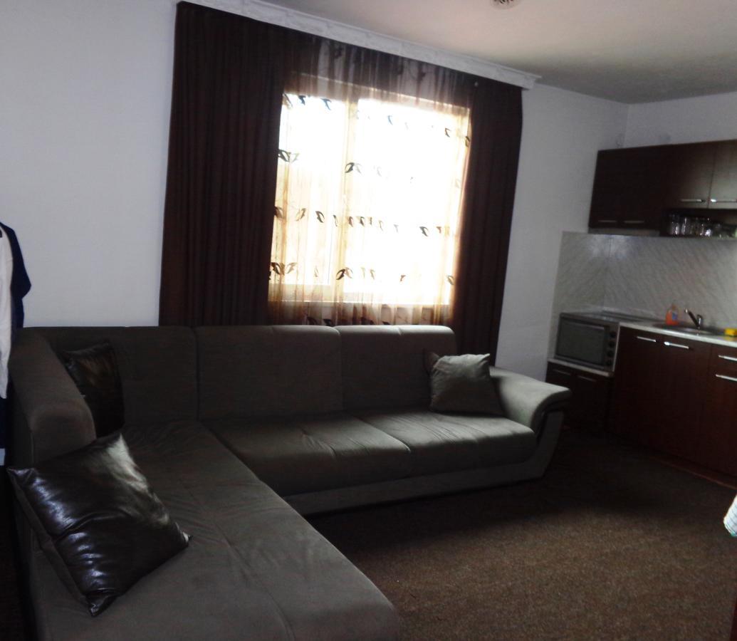 ספרבה בניה Vibo Guesthouse מראה חיצוני תמונה